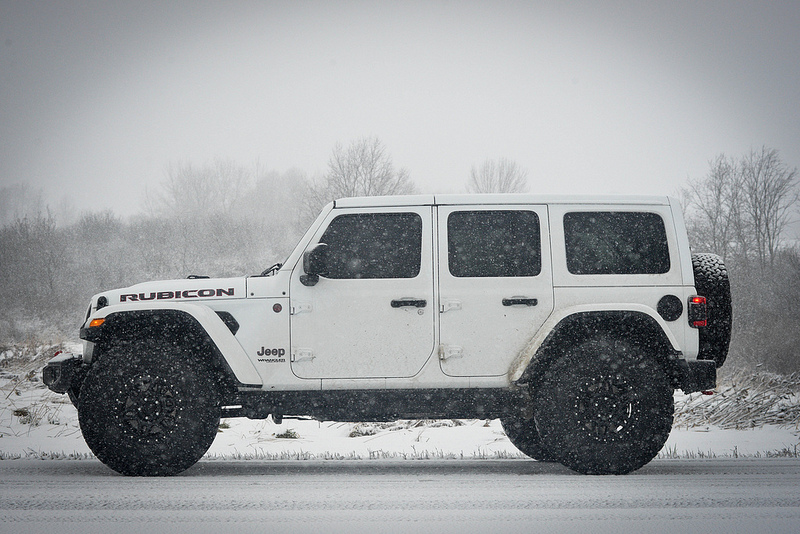 jeeps in the snow