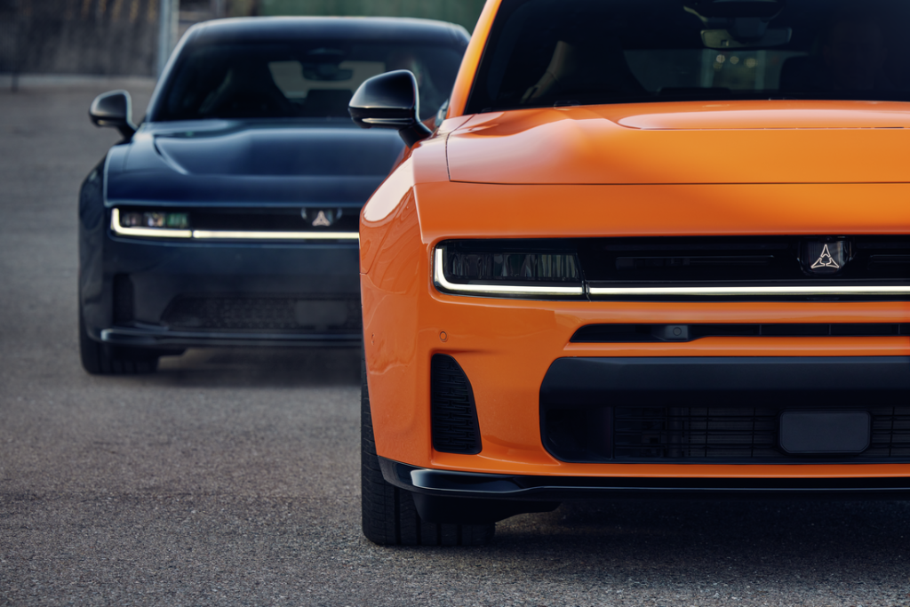 new dodge charger sixpack