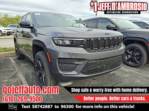 2025 Jeep Grand Cherokee Laredo
