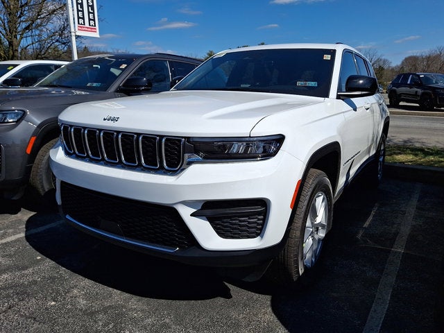 2026 Jeep Grand Cherokee Laredo X