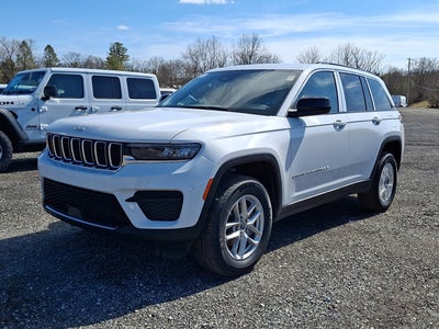 2026 Jeep Grand Cherokee Laredo