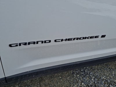 2026 Jeep Grand Cherokee Laredo Altitude