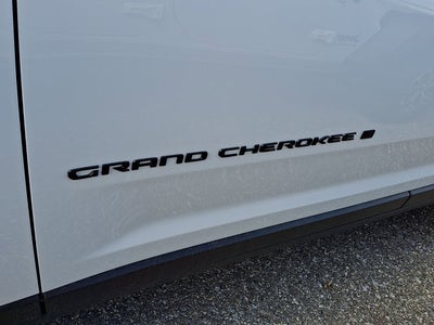 2026 Jeep Grand Cherokee Laredo Altitude