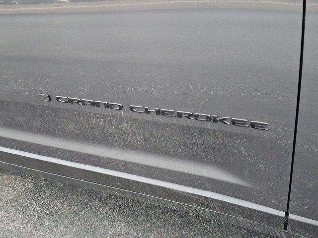 2026 Jeep Grand Cherokee Laredo Altitude