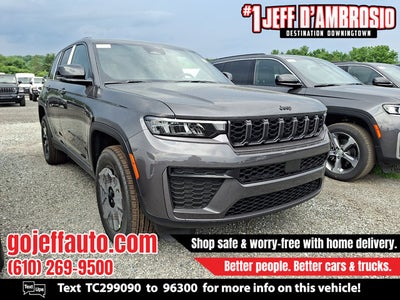 2026 Jeep Grand Cherokee Laredo Altitude