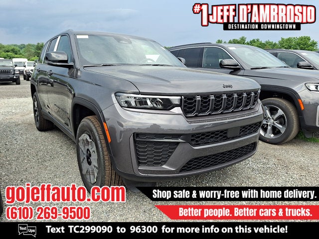 2026 Jeep Grand Cherokee Laredo Altitude