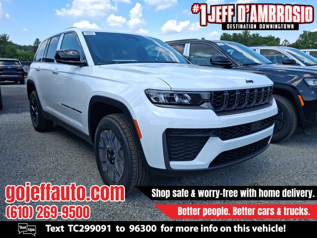 2026 Jeep Grand Cherokee Laredo Altitude