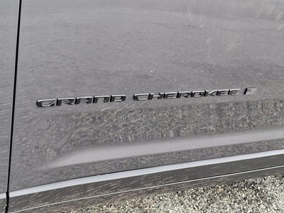 2026 Jeep Grand Cherokee Laredo Altitude