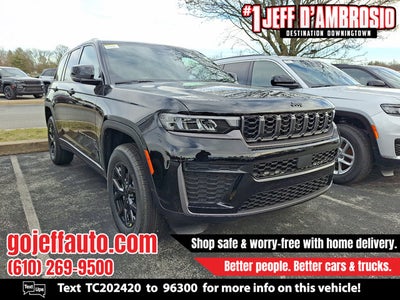 2026 Jeep Grand Cherokee Laredo Altitude