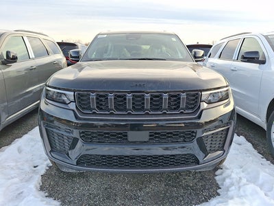 2026 Jeep Grand Cherokee Laredo Altitude