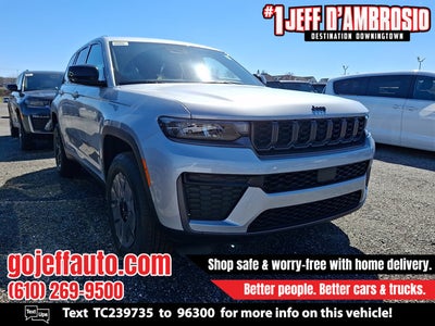 2026 Jeep Grand Cherokee Laredo Altitude