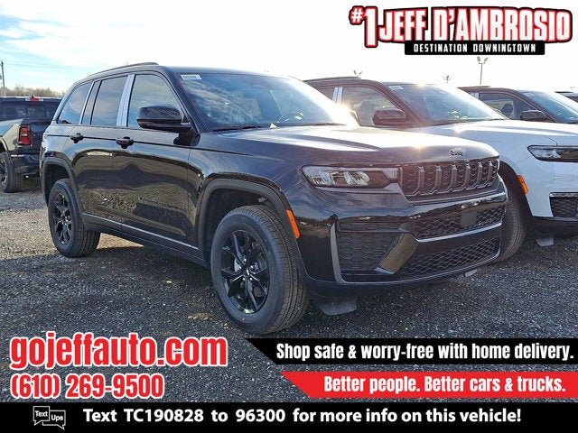 2026 Jeep Grand Cherokee Laredo Altitude