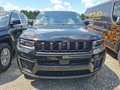 2026 Jeep Grand Cherokee Laredo Altitude