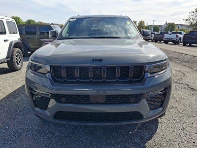 2027 Jeep Grand Cherokee Limited Reserve