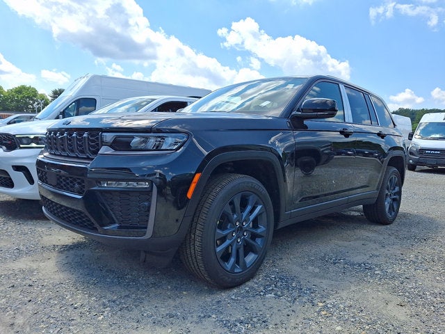 2026 Jeep Grand Cherokee 85th Anniversary Edition