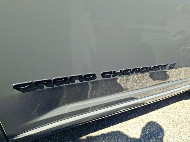 2027 Jeep Grand Cherokee Limited Reserve