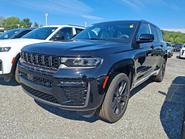 2027 Jeep Grand Cherokee Limited Reserve