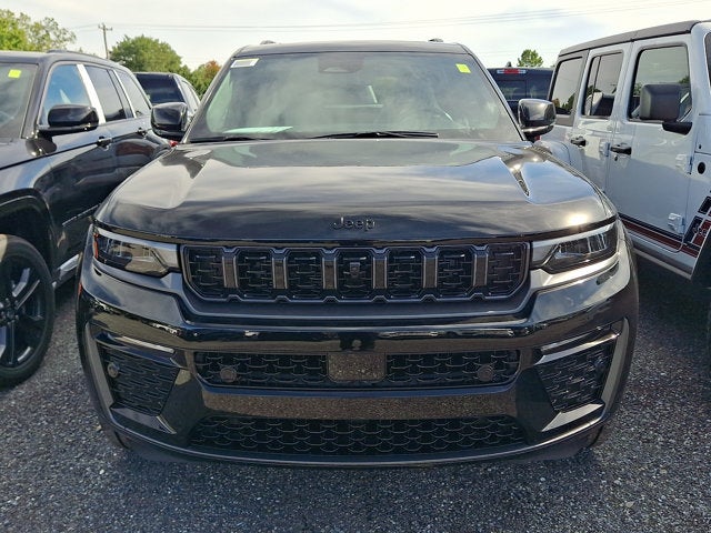 2027 Jeep Grand Cherokee Limited Reserve