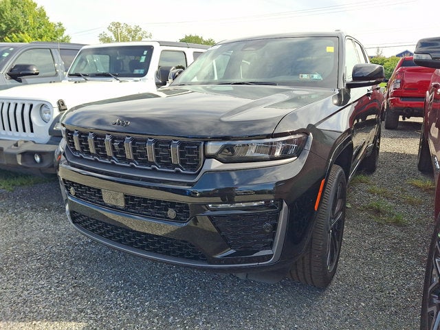 2027 Jeep Grand Cherokee Limited Reserve