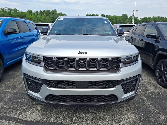 2026 Jeep Grand Cherokee 85th Anniversary Edition