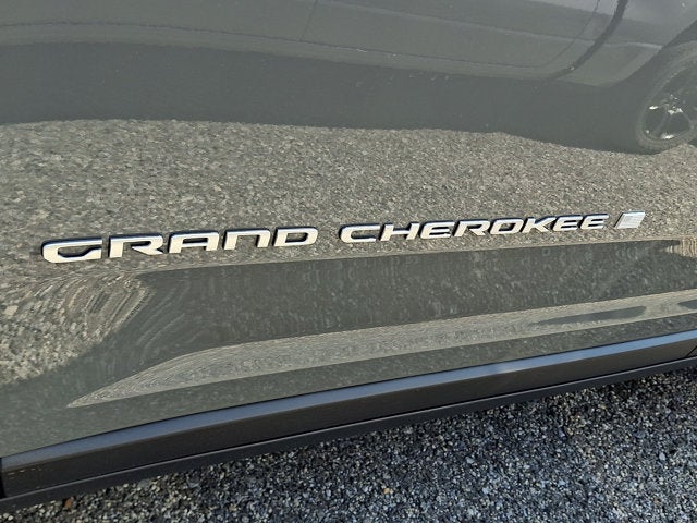 2027 Jeep Grand Cherokee Limited