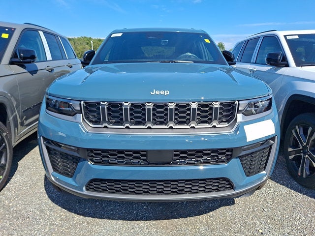 2027 Jeep Grand Cherokee Limited