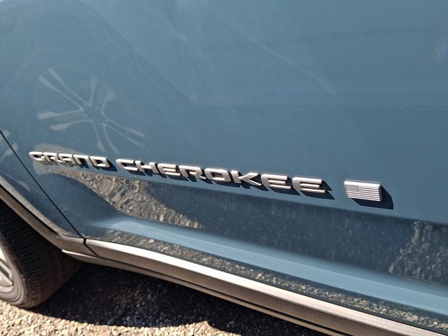 2027 Jeep Grand Cherokee Limited