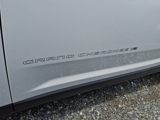 2026 Jeep Grand Cherokee 85th Anniversary Edition