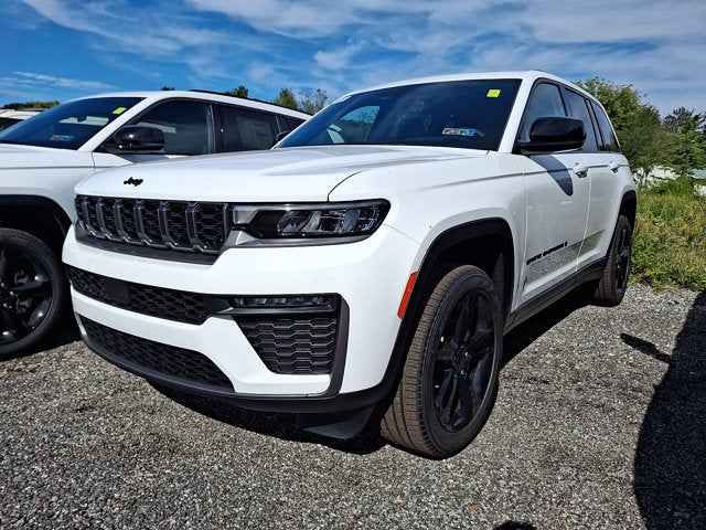 2027 Jeep Grand Cherokee Limited Reserve