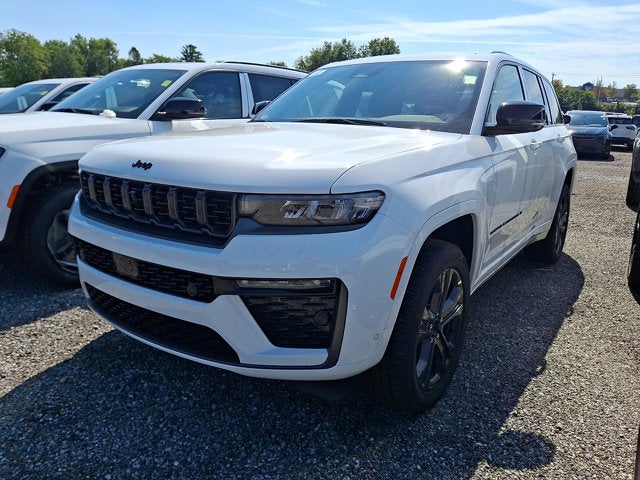 2027 Jeep Grand Cherokee Limited Reserve