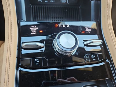 2026 Jeep Grand Cherokee Summit