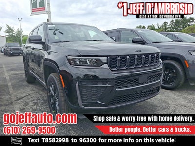 2026 Jeep Grand Cherokee L Laredo Altitude