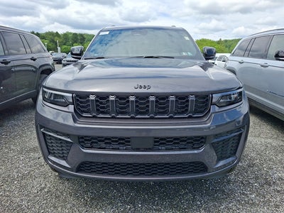 2026 Jeep Grand Cherokee L Laredo Altitude