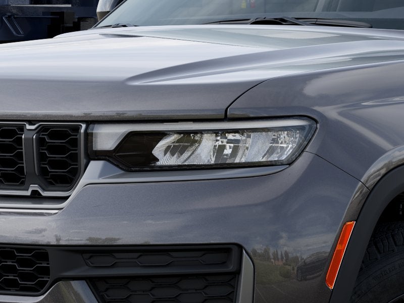 2026 Jeep Grand Cherokee L Laredo Altitude