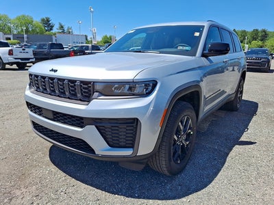 2026 Jeep Grand Cherokee L Laredo Altitude