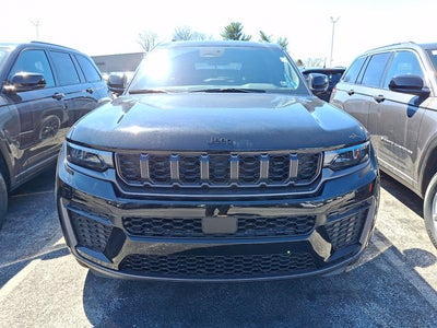 2026 Jeep Grand Cherokee L Laredo Altitude