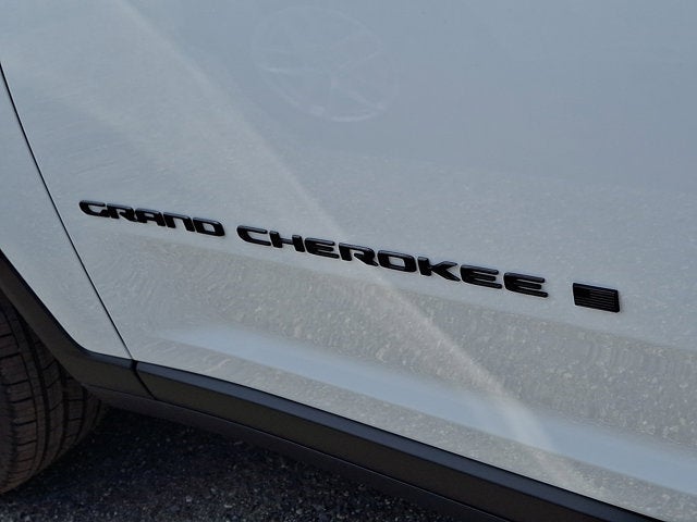 2026 Jeep Grand Cherokee L Laredo Altitude