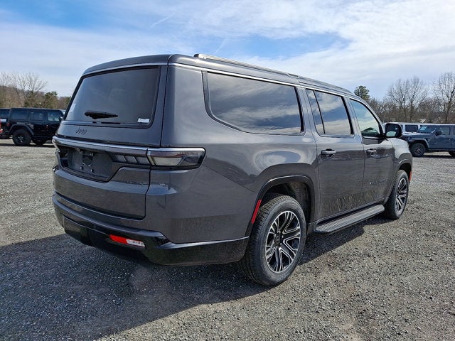 2026 Jeep Grand Wagoneer L 4x4