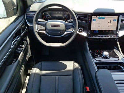 2026 Jeep Grand Wagoneer L 4x4