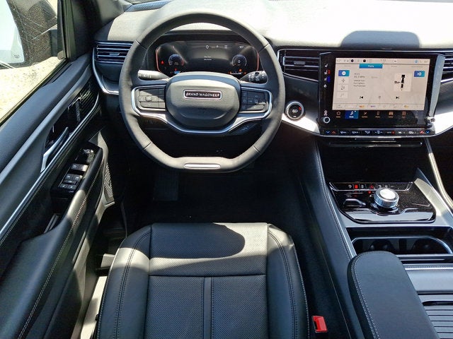 2026 Jeep Grand Wagoneer L 4x4