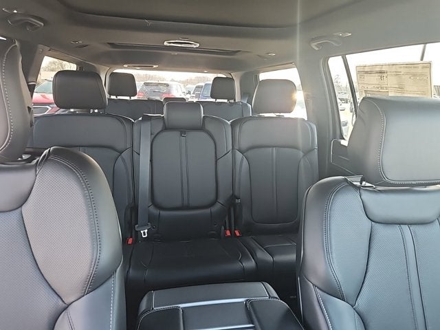 2026 Jeep Grand Wagoneer 4x4