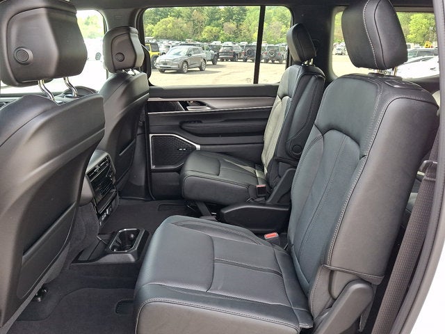 2026 Jeep Grand Wagoneer Limited Altitude