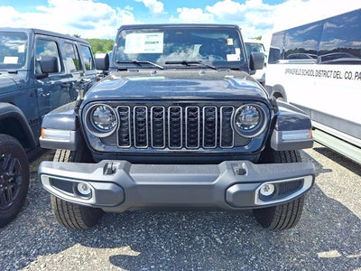 2026 Jeep Gladiator Sahara