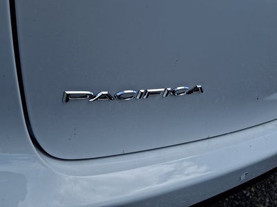 2027 Chrysler Pacifica LX