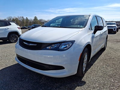 2026 Chrysler Voyager LX