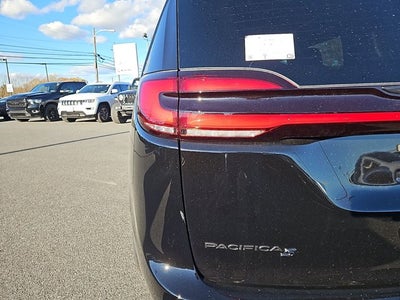 2026 Chrysler Pacifica Limited