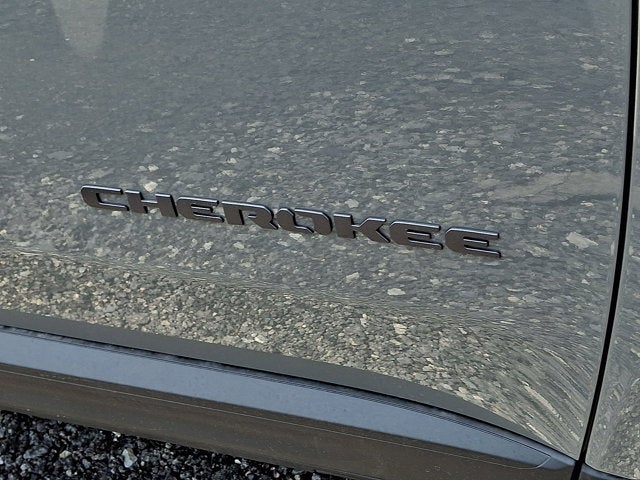 2026 Jeep Cherokee Laredo