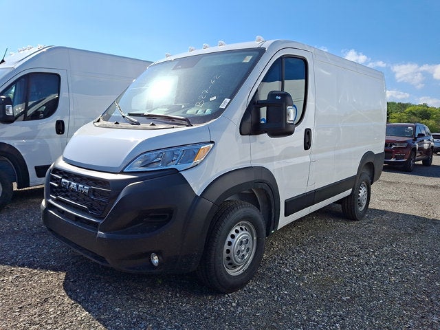 2026 RAM ProMaster Cargo Van Tradesman 1500 Low Roof 118" WB w/Pass Seat