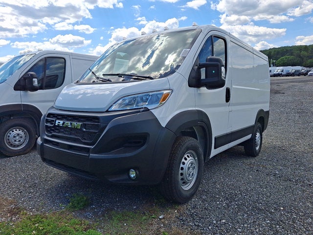 2026 RAM ProMaster Cargo Van Tradesman 1500 Low Roof 118" WB w/Pass Seat