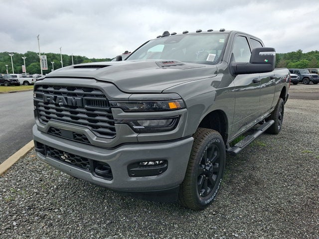 2026 RAM 2500 Black Express w/ 6'4 Short Bed
